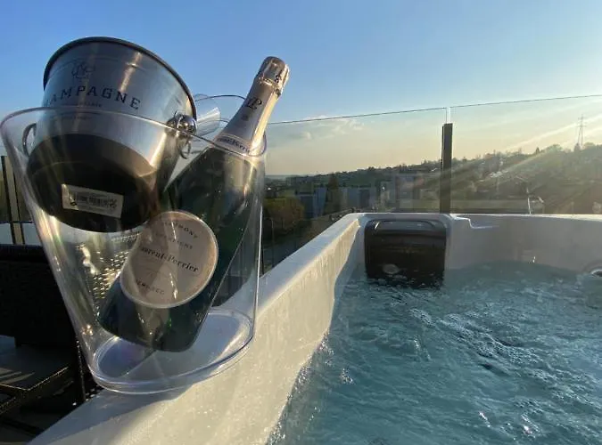 Liege Luxe & Jacuzzi Sous Les Etoiles