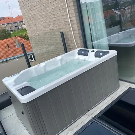 Apartamento Liege Luxe & Jacuzzi Sous Les Etoiles Saint-Nicolas  Exterior foto